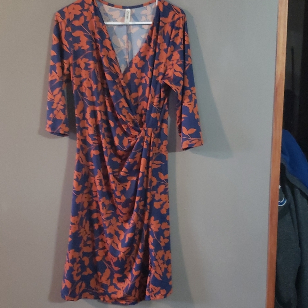 24 Seven 3/4 length sleeve Size L NWOT